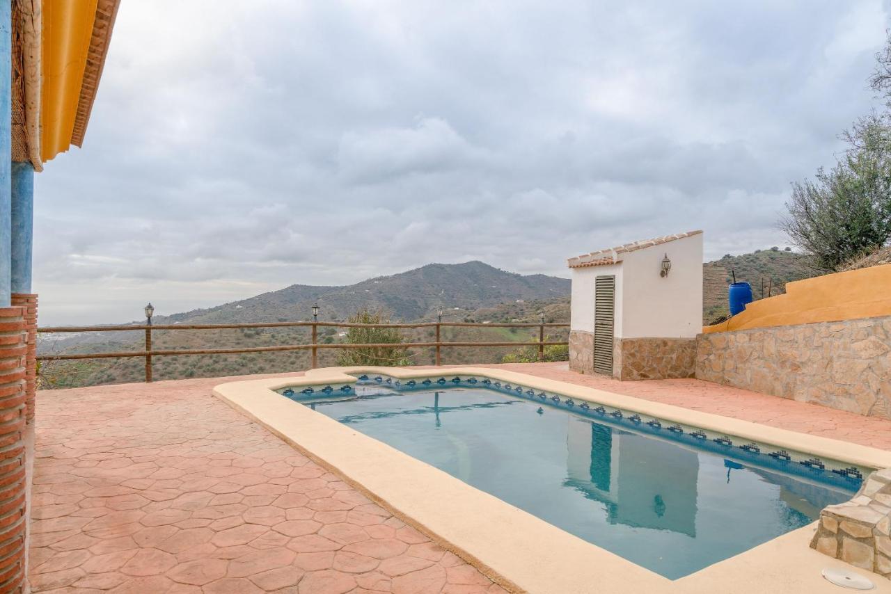 Cortijo La Encina Villa Sayalonga Eksteriør bilde